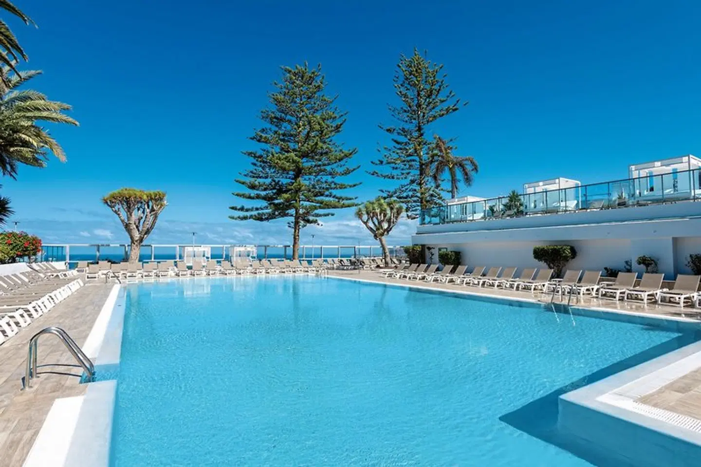 Best Semiramis OUTDOOR_POOL
