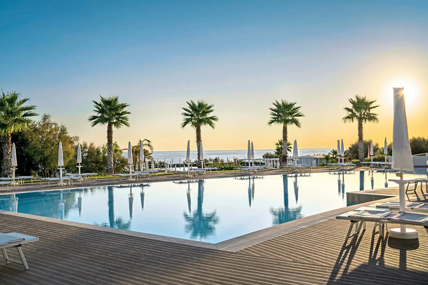 Torre Cintola Greenblue Sea Emotions OUTDOOR_POOL