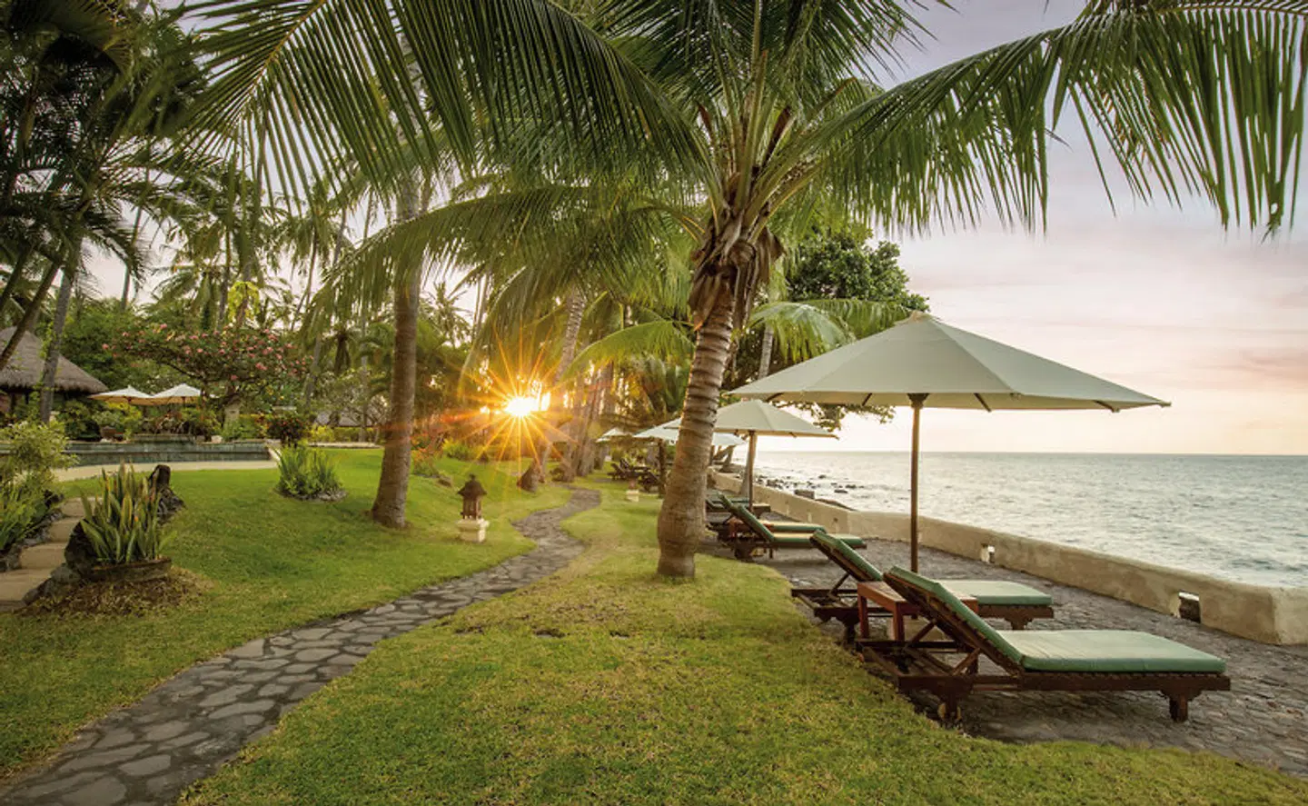 Alam Anda Ocean Front Resort & Spa Garten