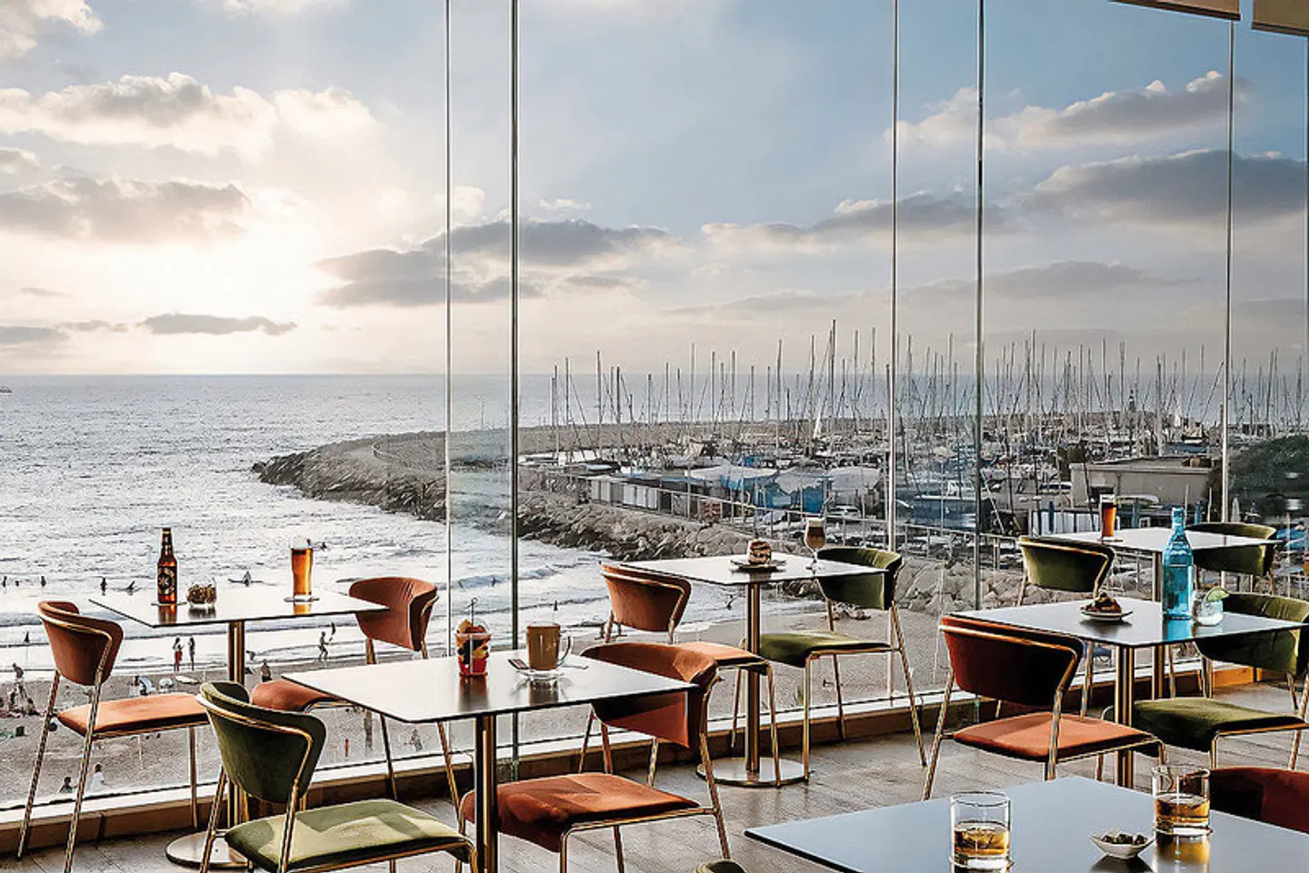 Crowne Plaza Tel Aviv Beach Restaurant