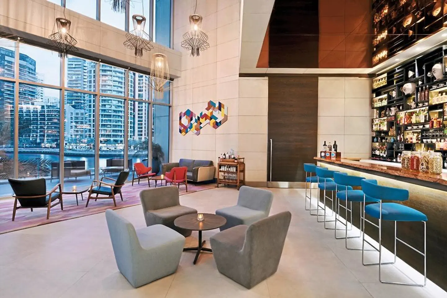InterContinental Dubai Marina Bar