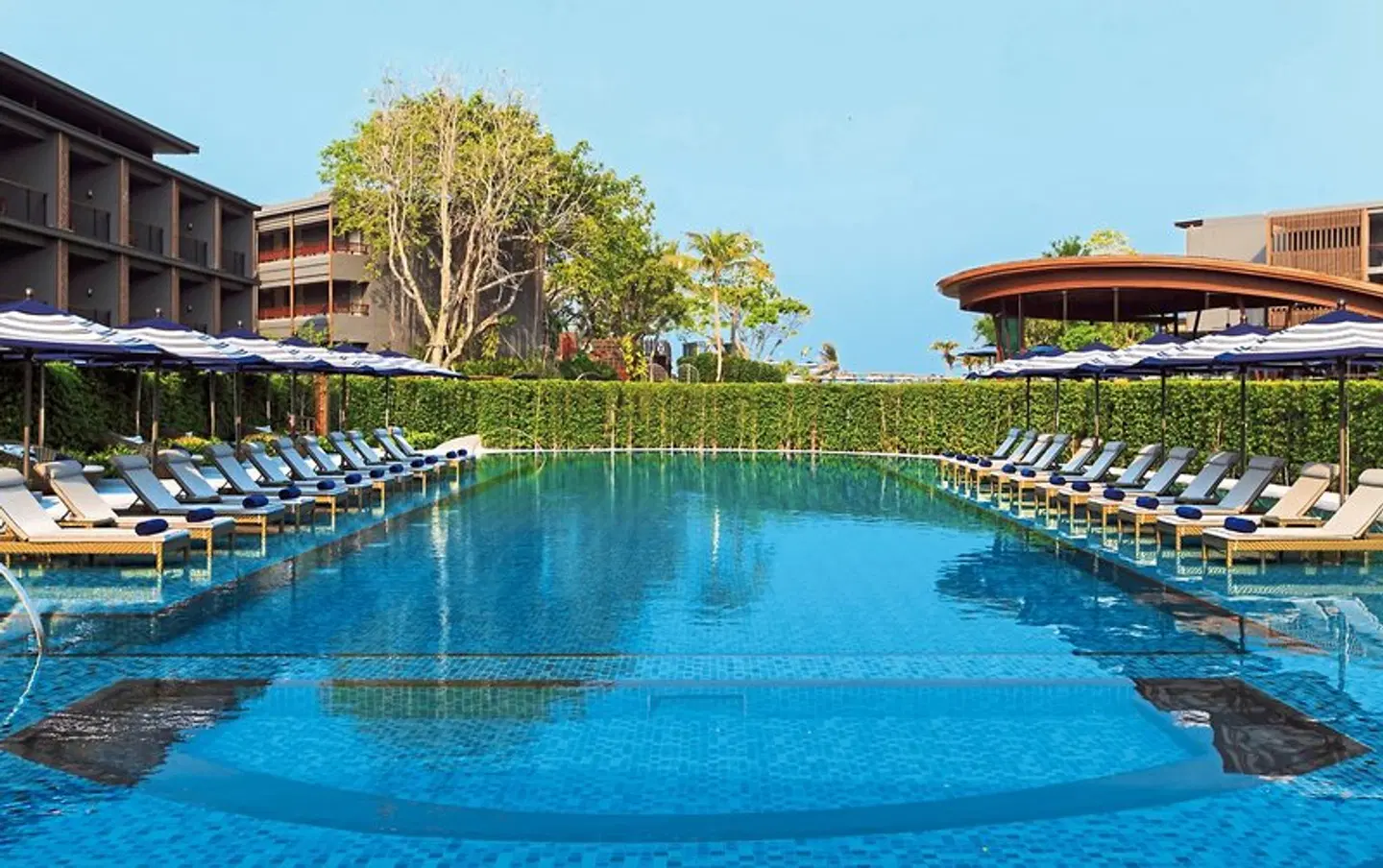Hua Hin Marriott Resort & Spa OUTDOOR_POOL