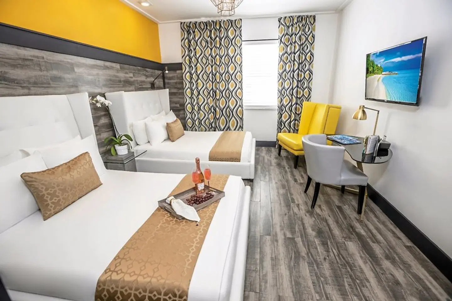 Catalina Hotel ROOM_EXAMPLE