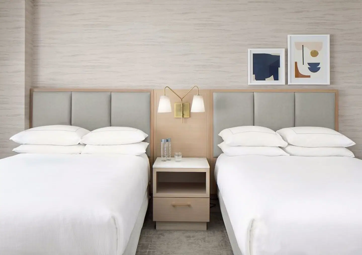 Hilton Santa Monica Hotel & Suites ROOM_EXAMPLE