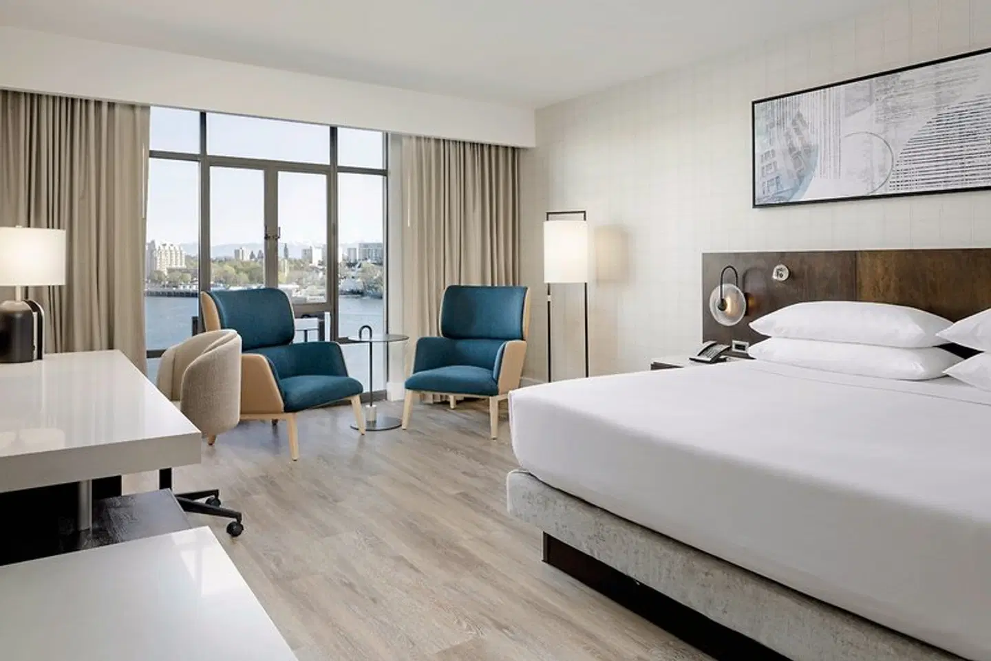 Delta Hotels by Marriott Victoria Ocean Pointe Resort ROOM_EXAMPLE