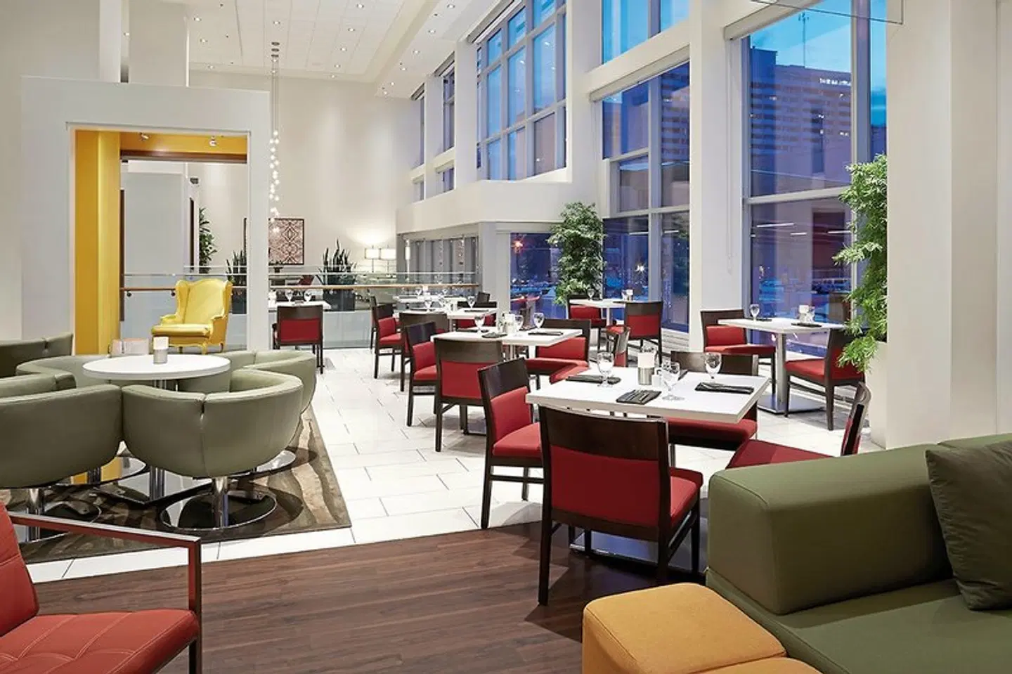 Delta Hotels by Marriott Ottawa City Centre Restaurant