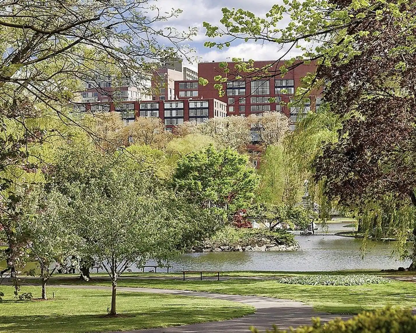 Four Seasons Boston Garten