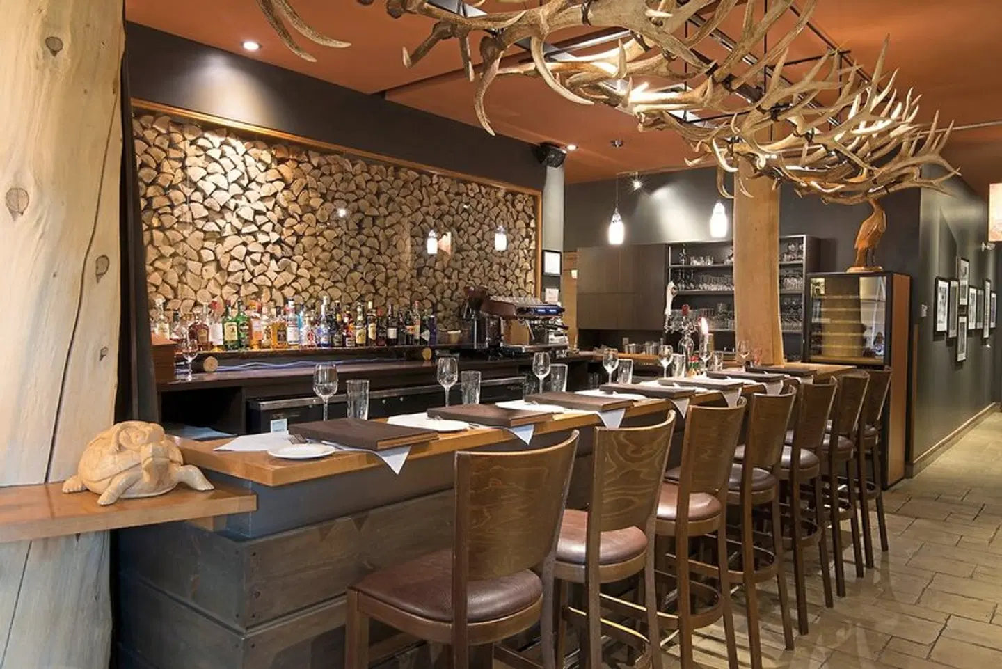 Hotel Musee Premieres Nations Bar