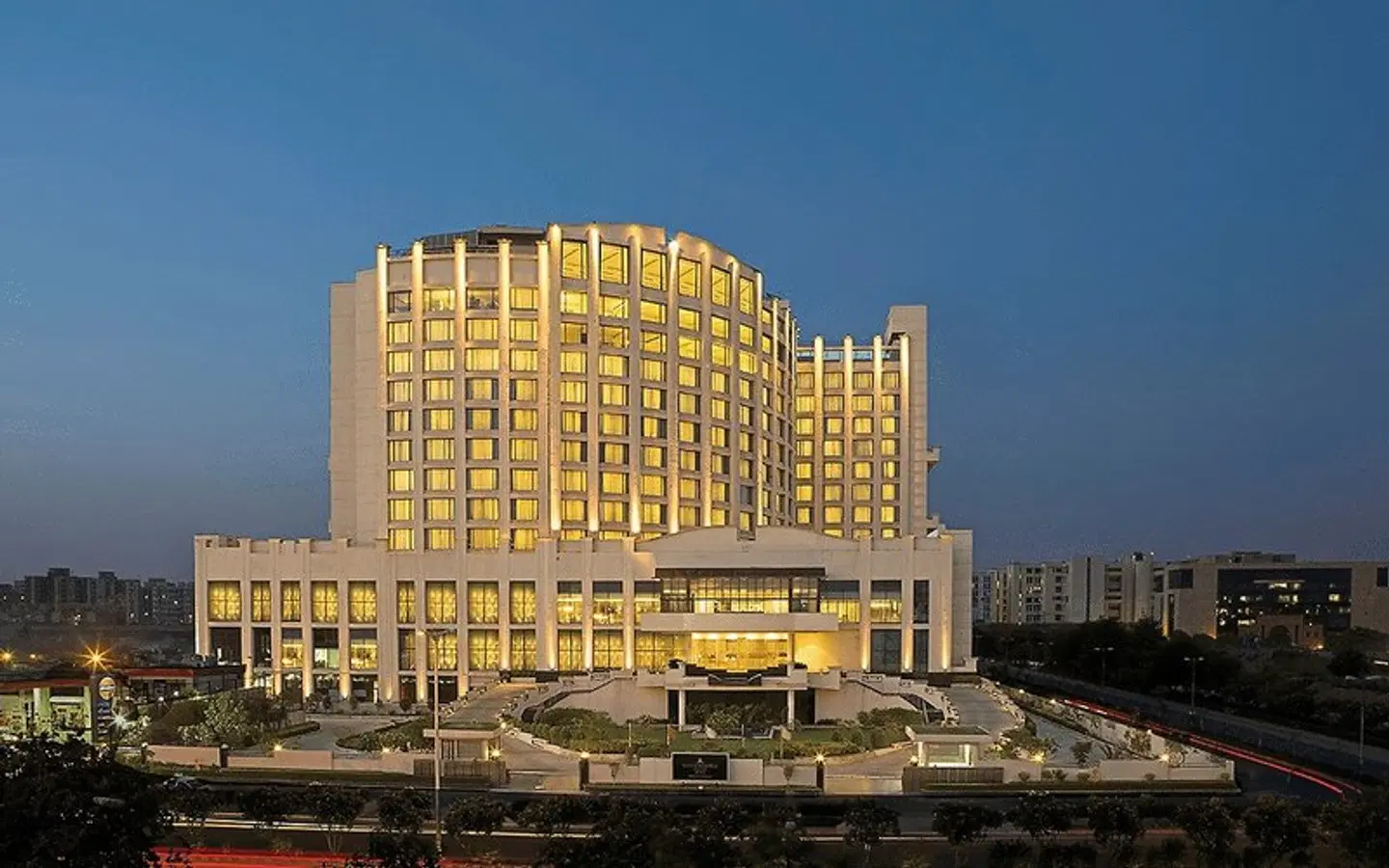 Welcomhotel Dwarka EXTERIOR