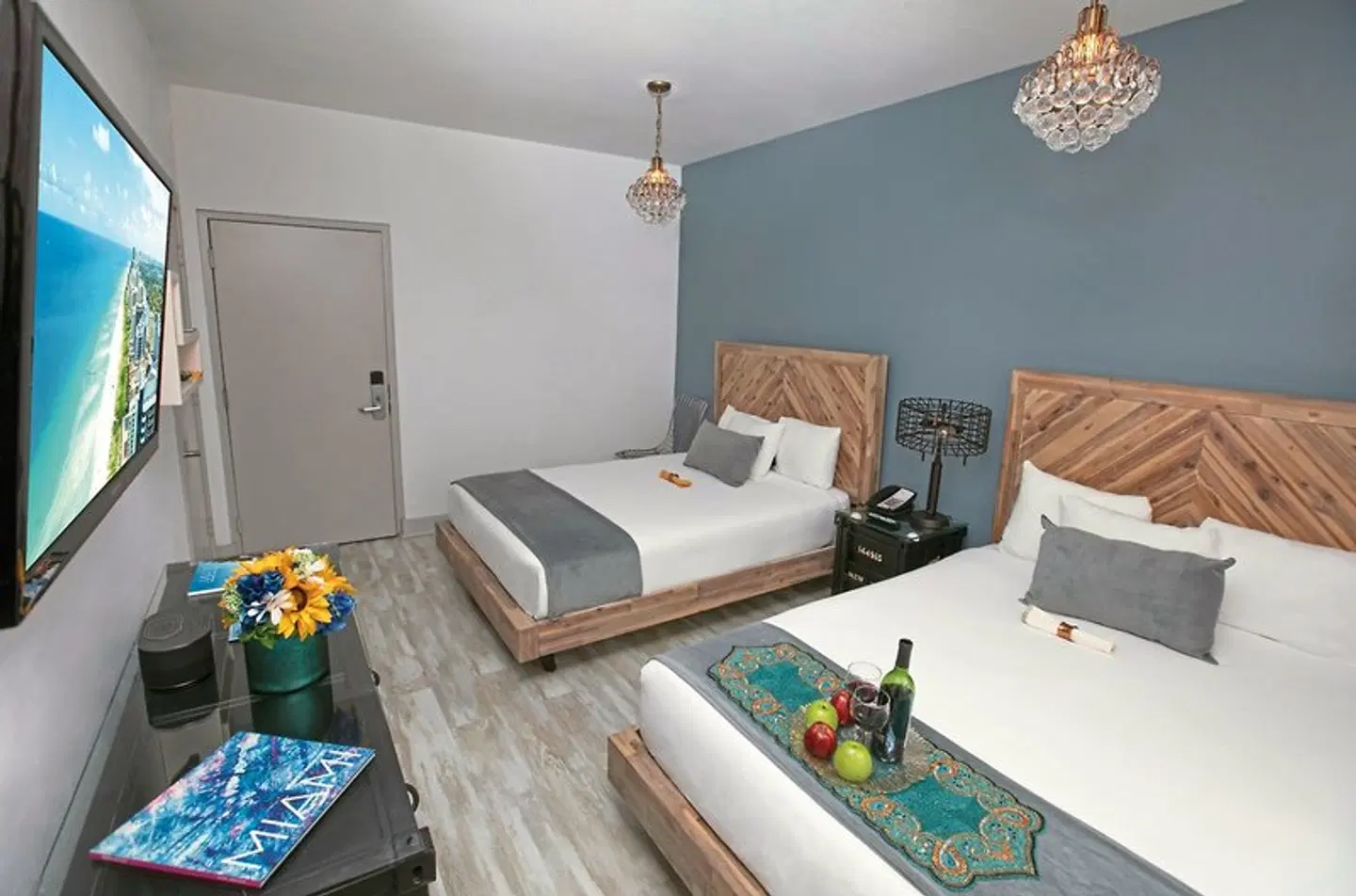 Whitelaw ROOM_EXAMPLE