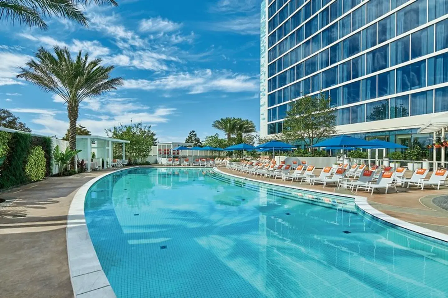 Walt Disney World Dolphin OUTDOOR_POOL