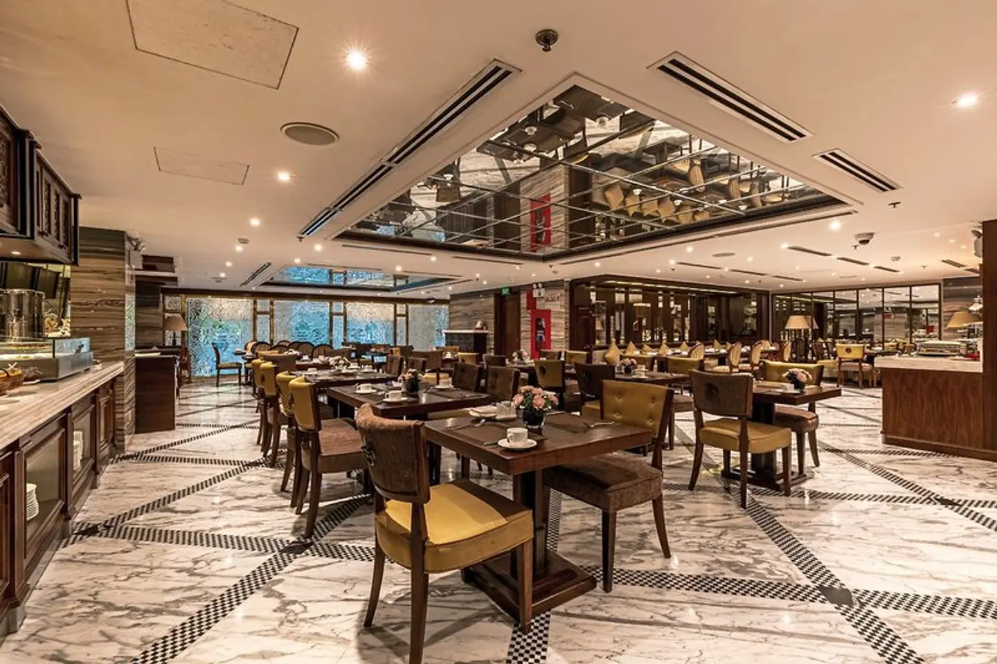 The Lapis Hotel Restaurant