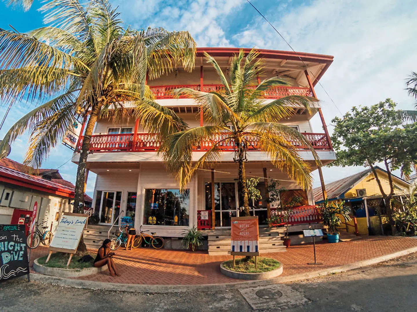 Divers Paradise Boutique Hotel EXTERIOR