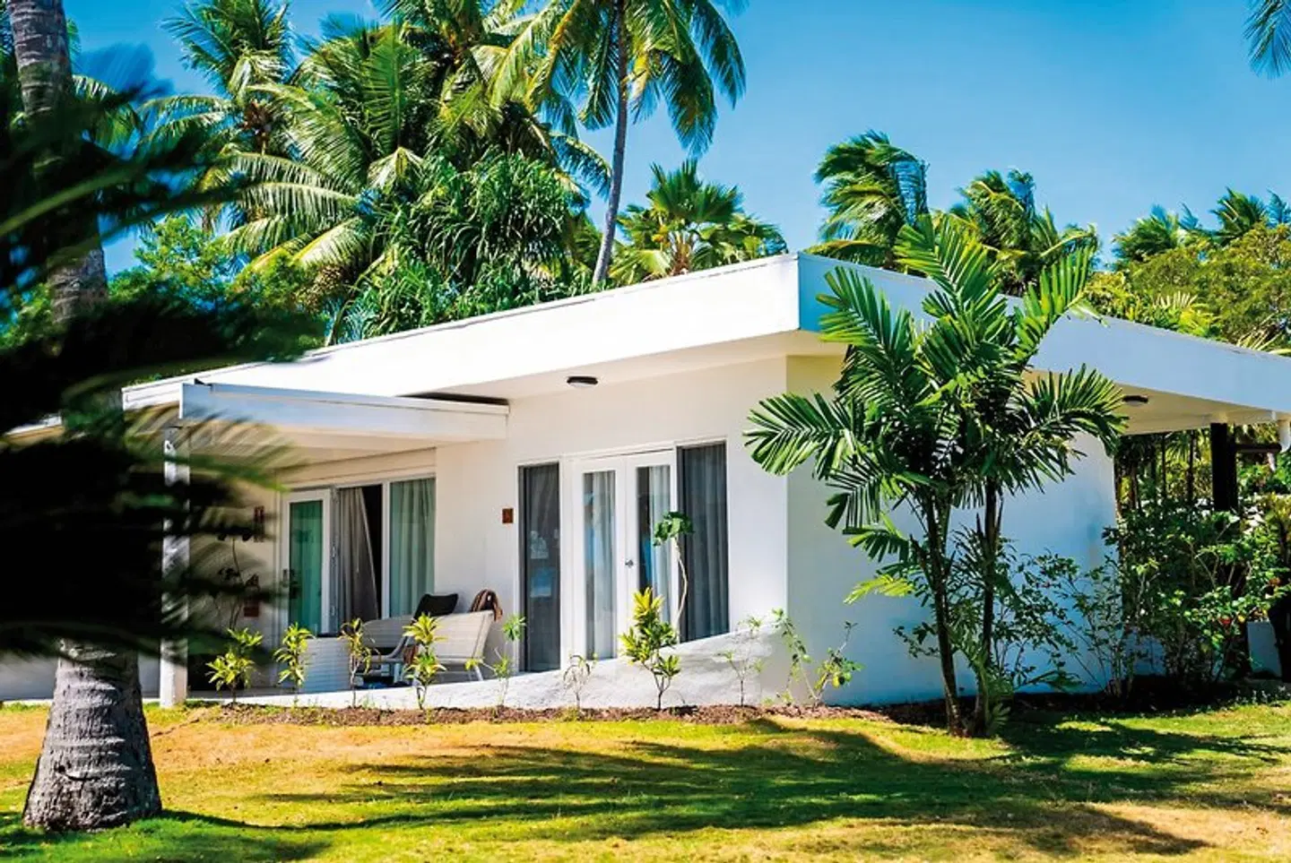 Lomani Island Resort EXTERIOR
