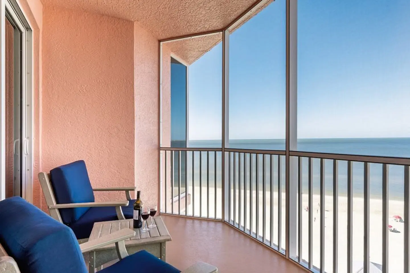 Pink Shell Beach Resort & Marina Terrasse