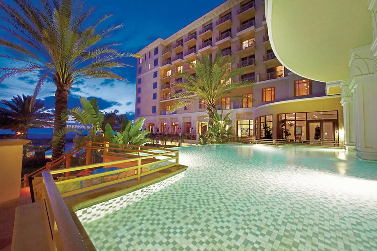 Sandpearl Resort EXTERIOR