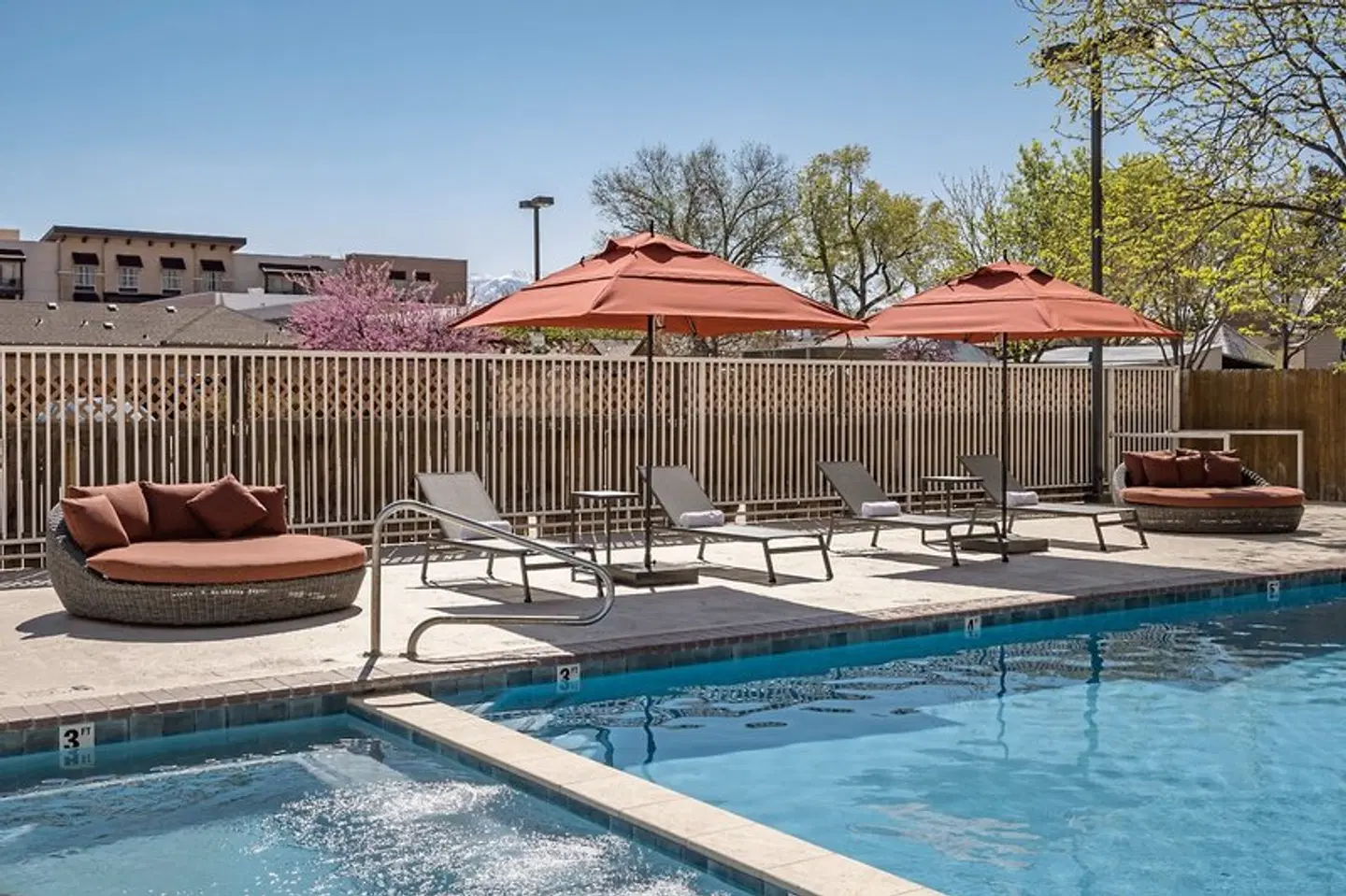 River Canyon Lodge OUTDOOR_POOL