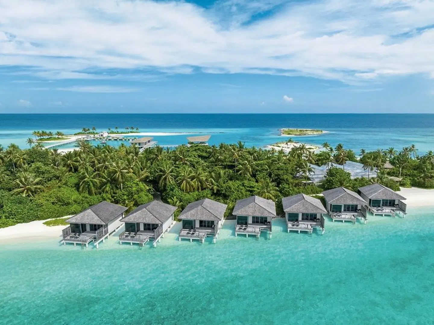 Le Méridien Maldives Resort & Spa OUTDOOR_POOL