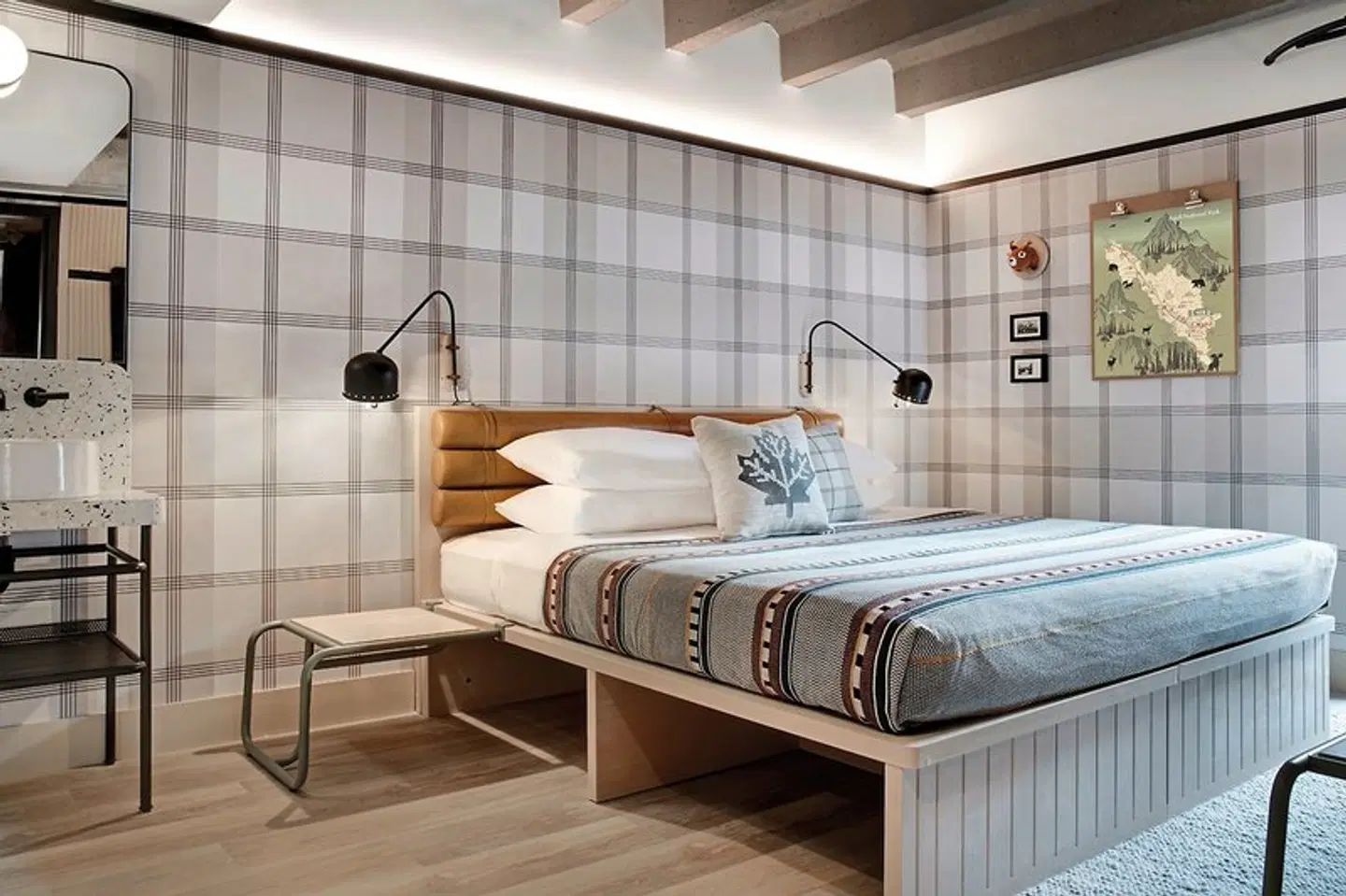 Moxy Banff ROOM_EXAMPLE