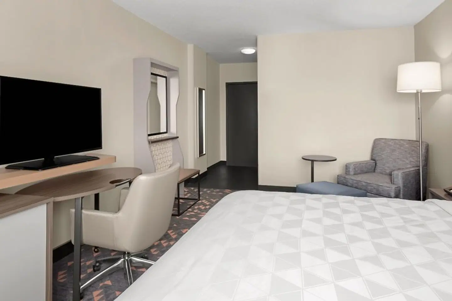 Holiday Inn Hasbrouck Heights - Meadowlands ROOM_EXAMPLE