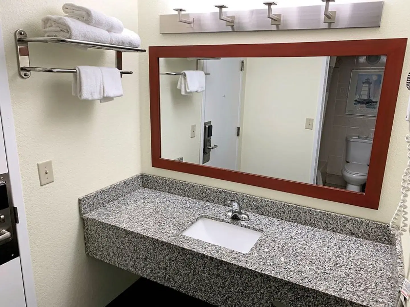 The Mariner Resort Cape Cod ROOM_EXAMPLE