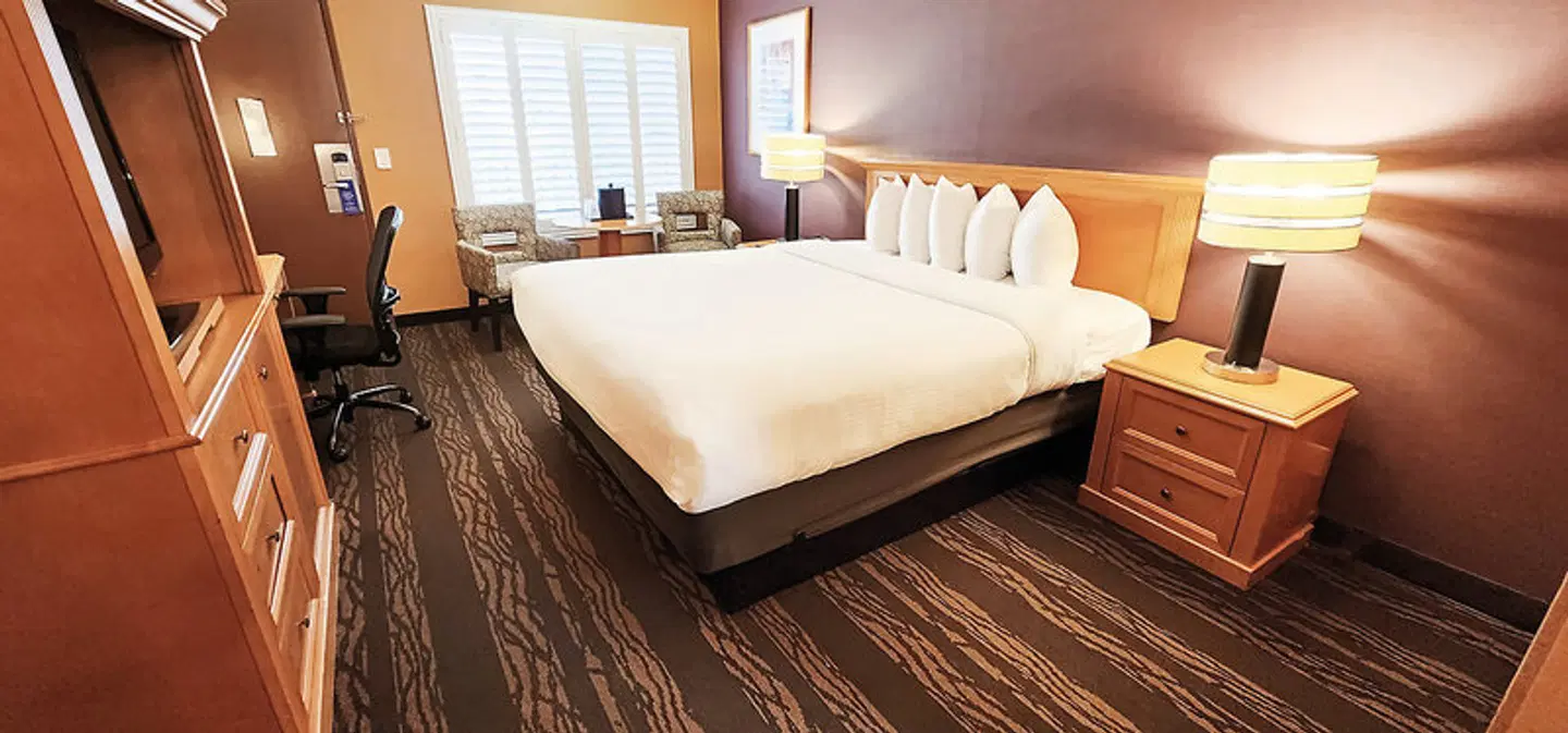 Best Western Plus Stovall's Inn ROOM_EXAMPLE