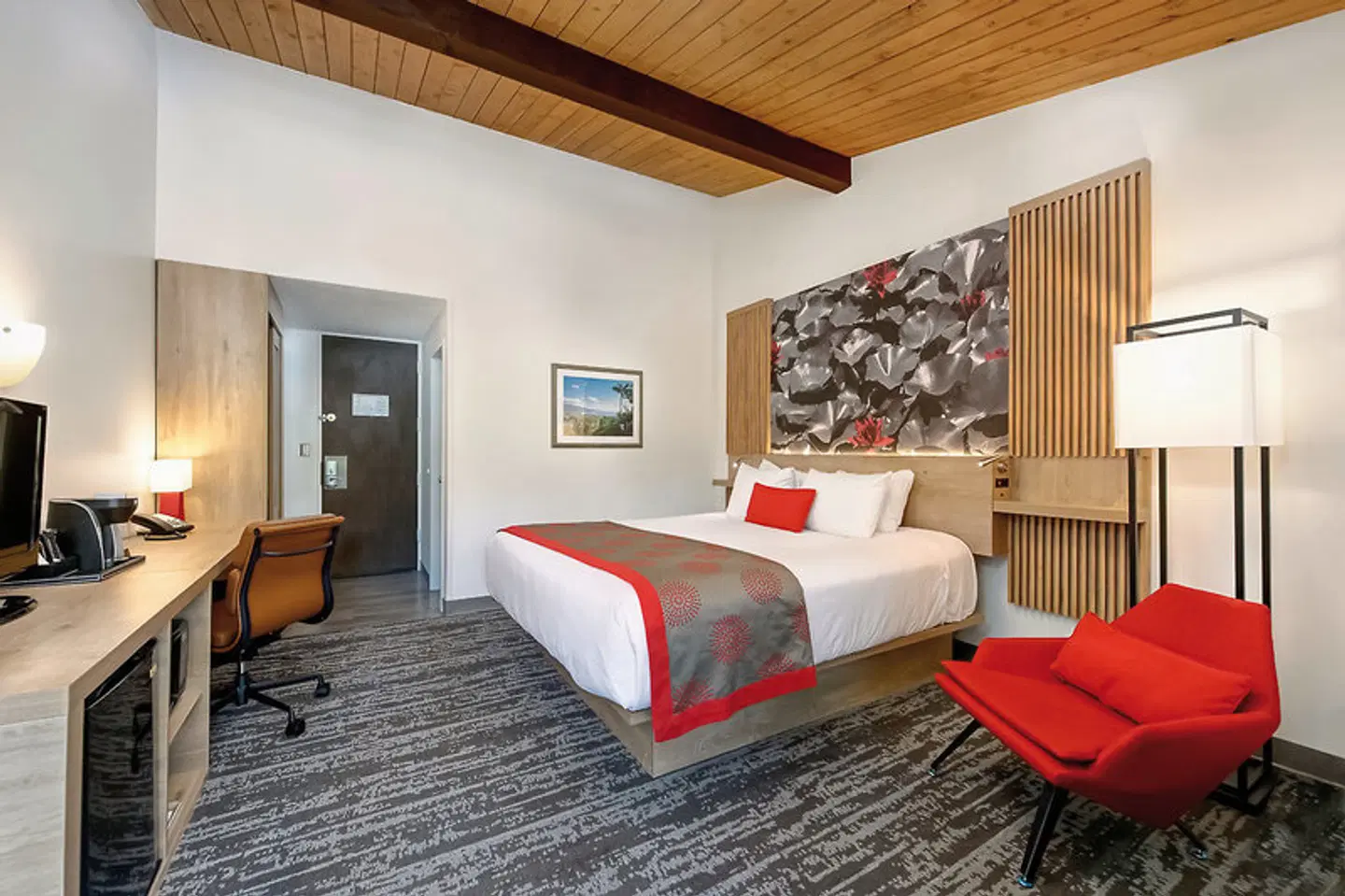 Ramada by Wyndham Santa Barbara ROOM_EXAMPLE