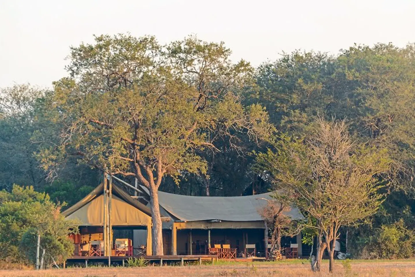 Rhino Post Safari Lodge EXTERIOR