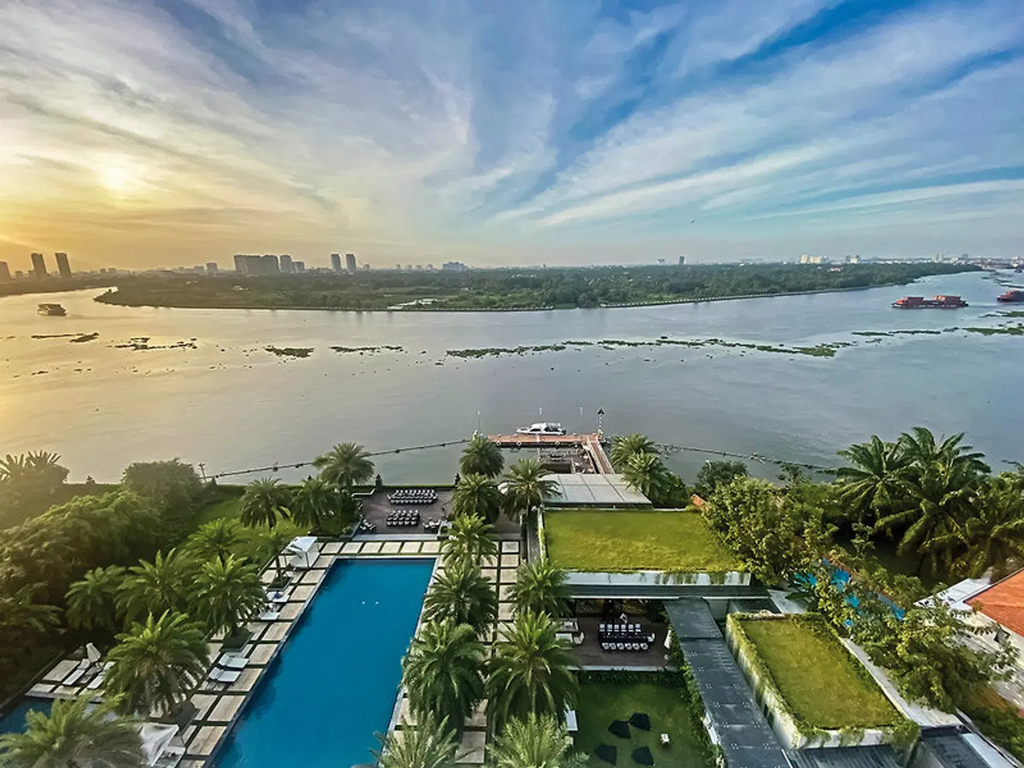 Mia Saigon - Luxury Boutique Hotel EXTERIOR