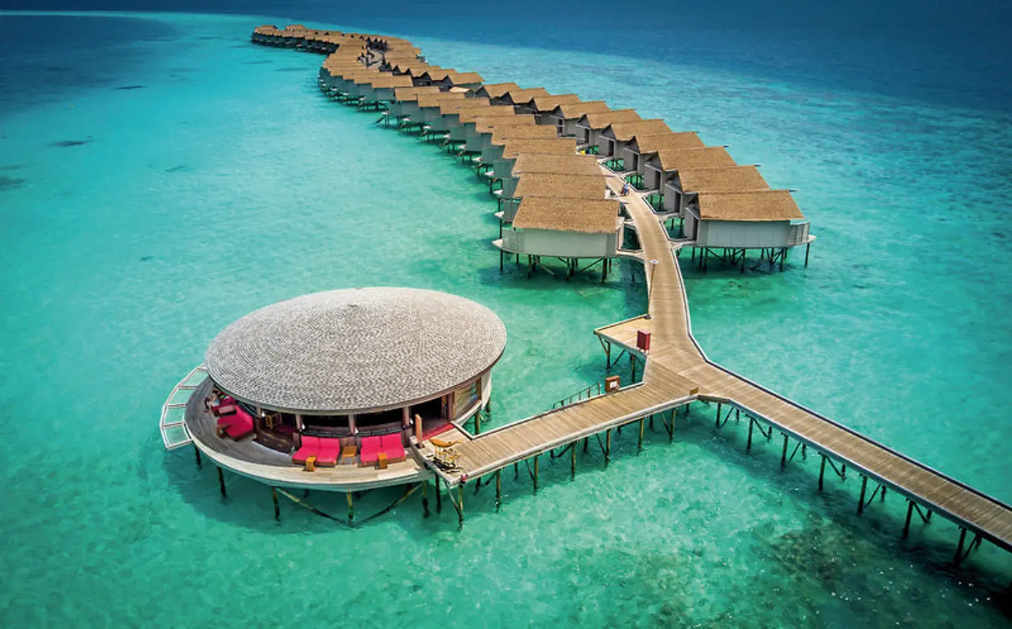 Centara Ras Fushi Resort & Spa Maldives OUTDOOR_POOL