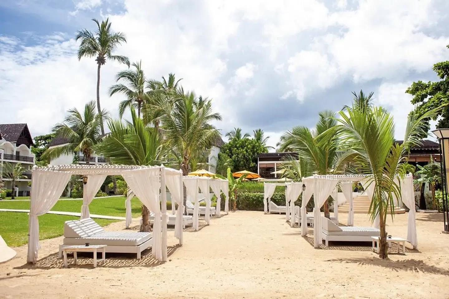 Royal Beach Hotel & Spa Strand