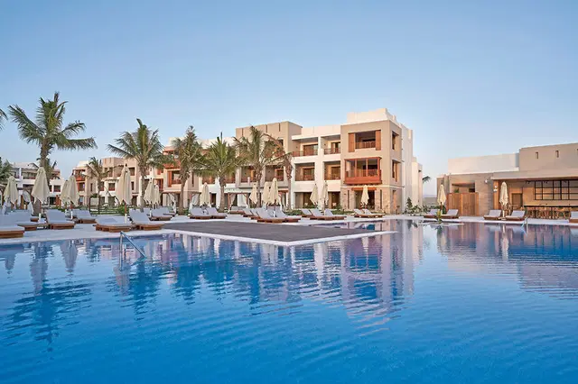 The Club by Fanar OUTDOOR_POOL
