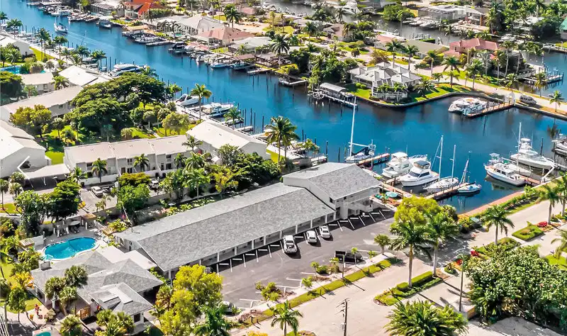 Latitude 26 Waterfront Boutique Resort – Hotelfoto
