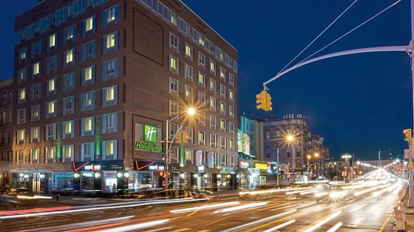 Holiday Inn NYC - Lower East Side Bar