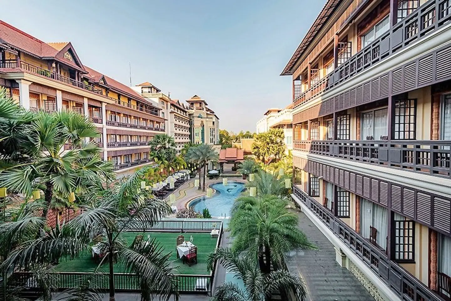 Empress Angkor Resort & Spa EXTERIOR
