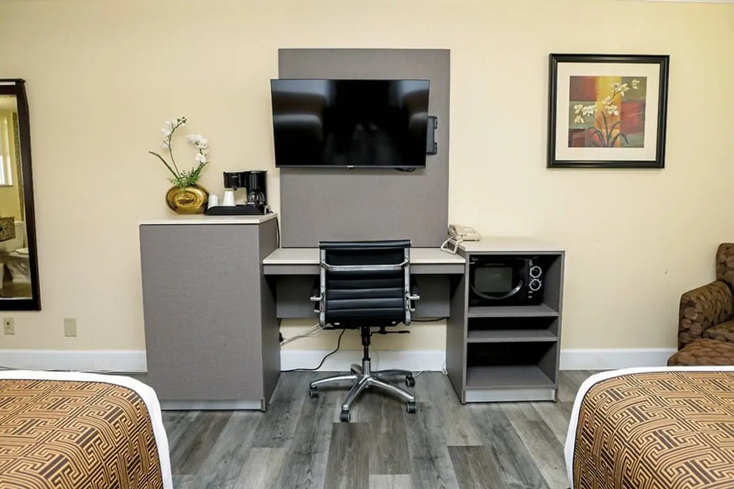Silver Surf Motel ROOM_EXAMPLE