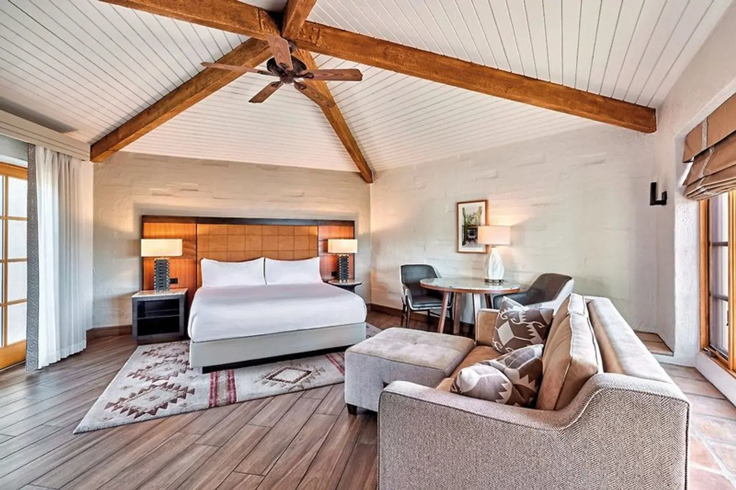 JW Marriott Scottsdale Camelback Inn Resort & Spa ROOM_EXAMPLE