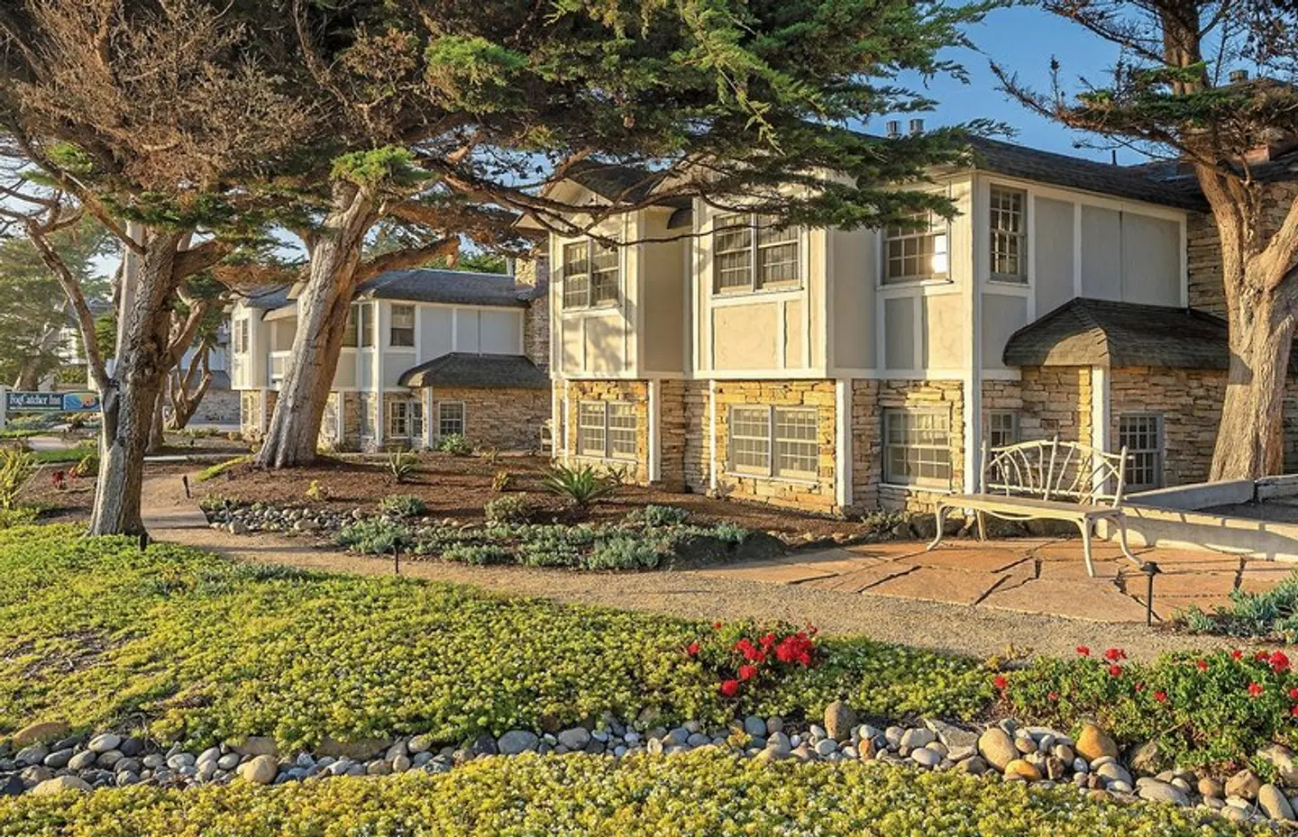 FogCatcher Inn EXTERIOR