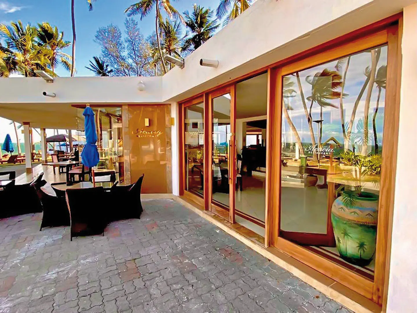 Kenya Bay Beach LOUNGE_LOBBY