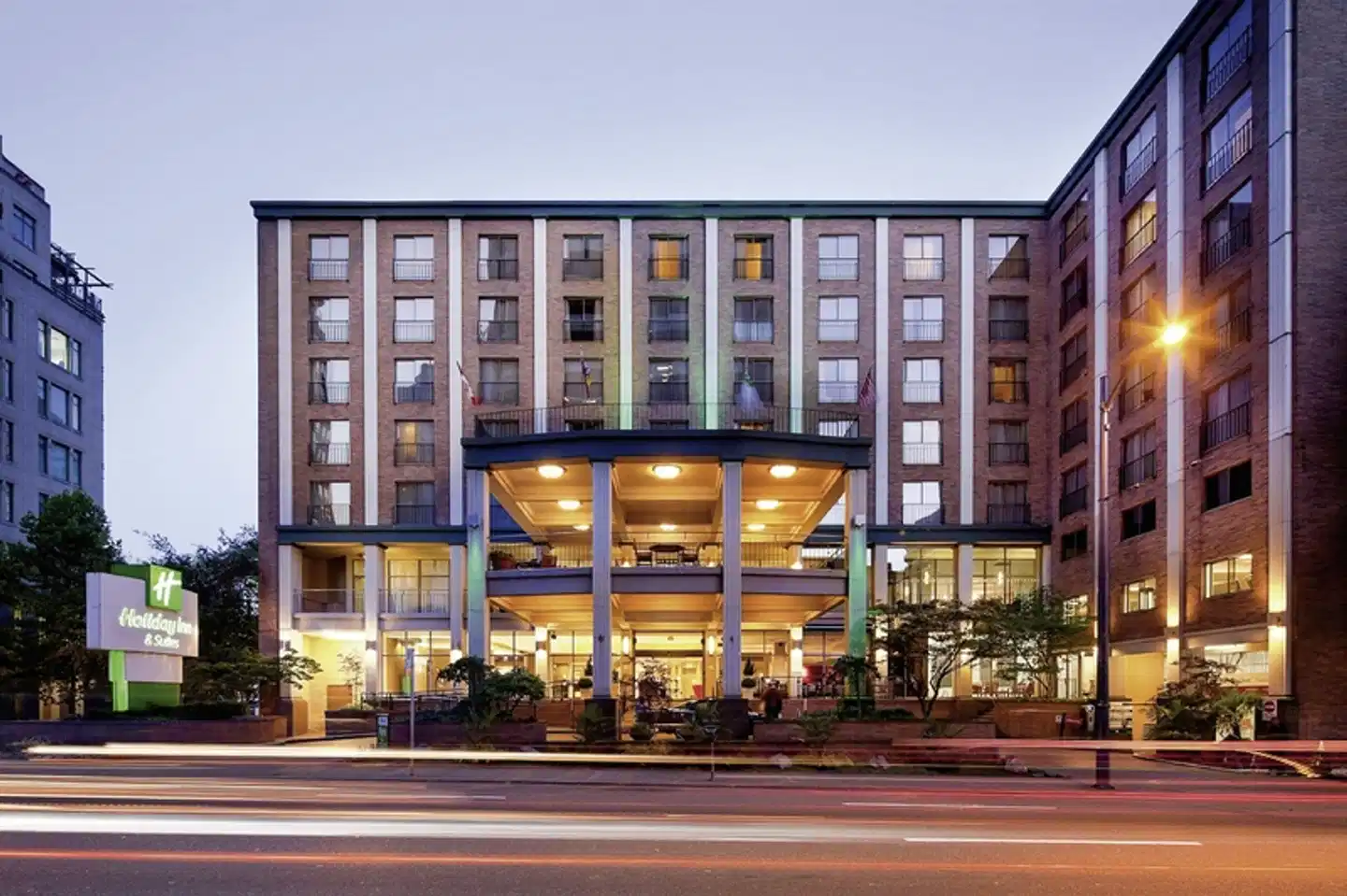 Holiday Inn & Suites Vancouver Downtown Aussenansicht
