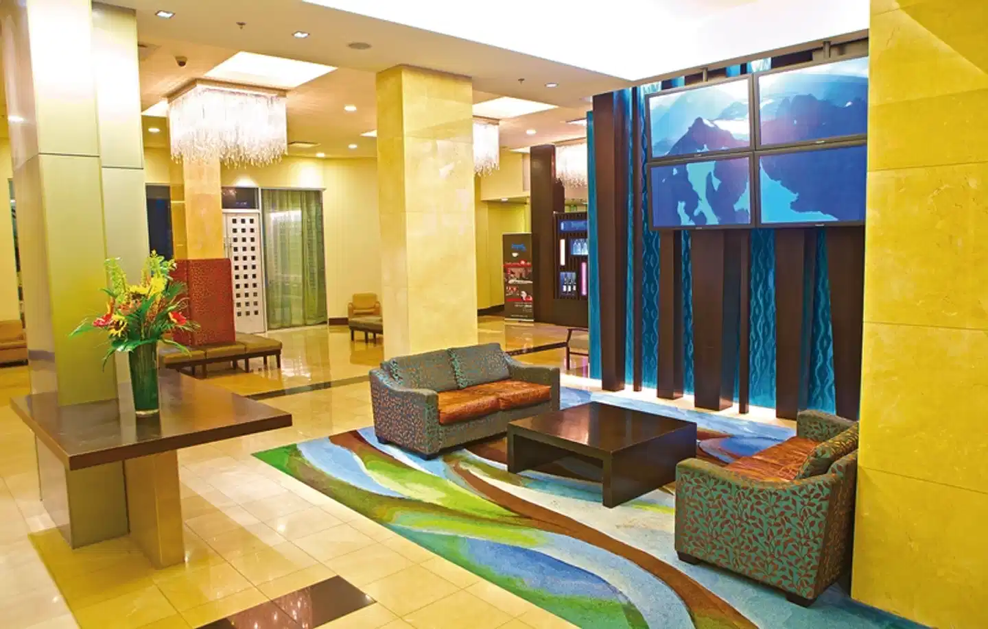 Century Plaza Hotel & Spa Lobby
