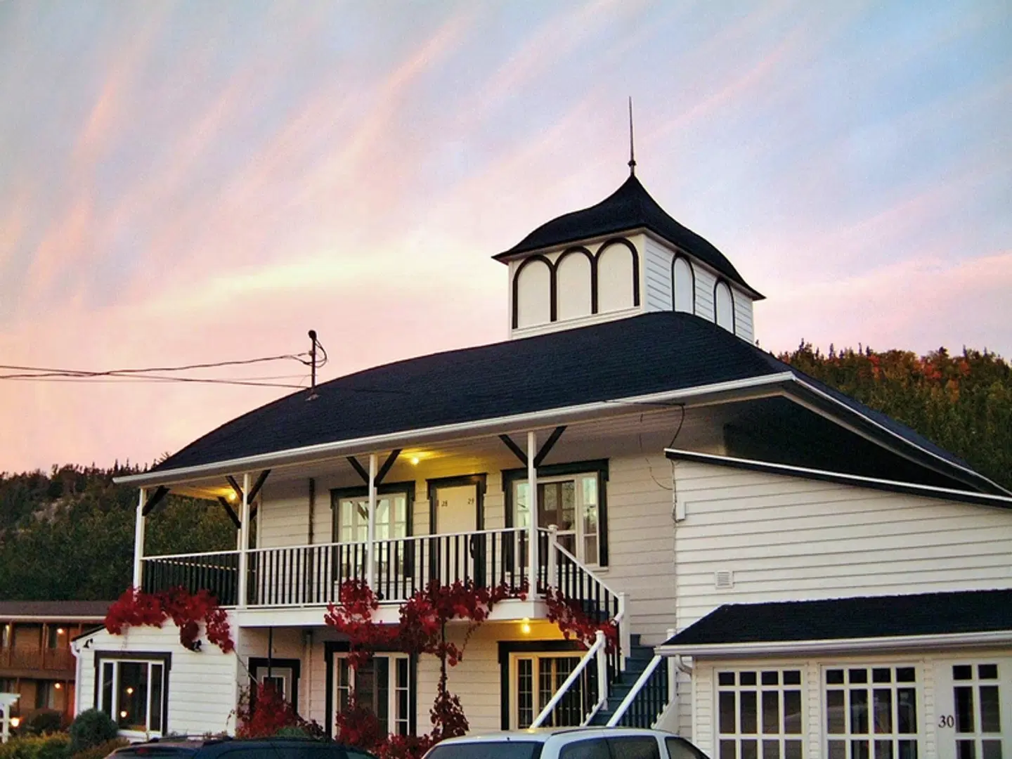 Hotel Georges De Tadoussac Terrasse