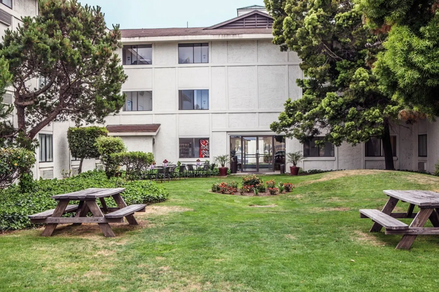 Hotel Focus EXTERIOR