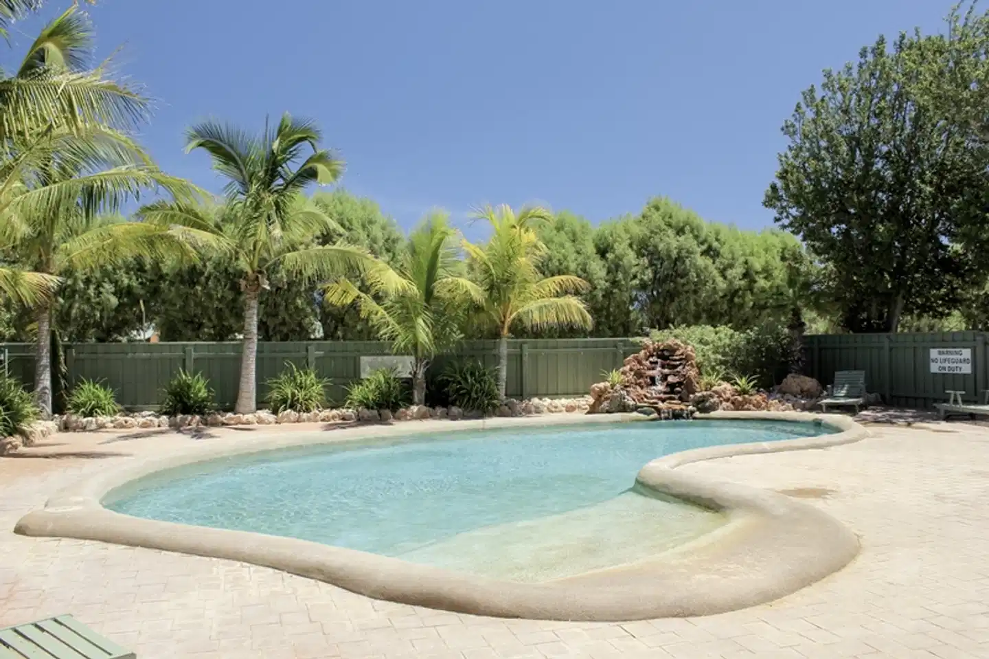 Ningaloo Coral Bay Pool
