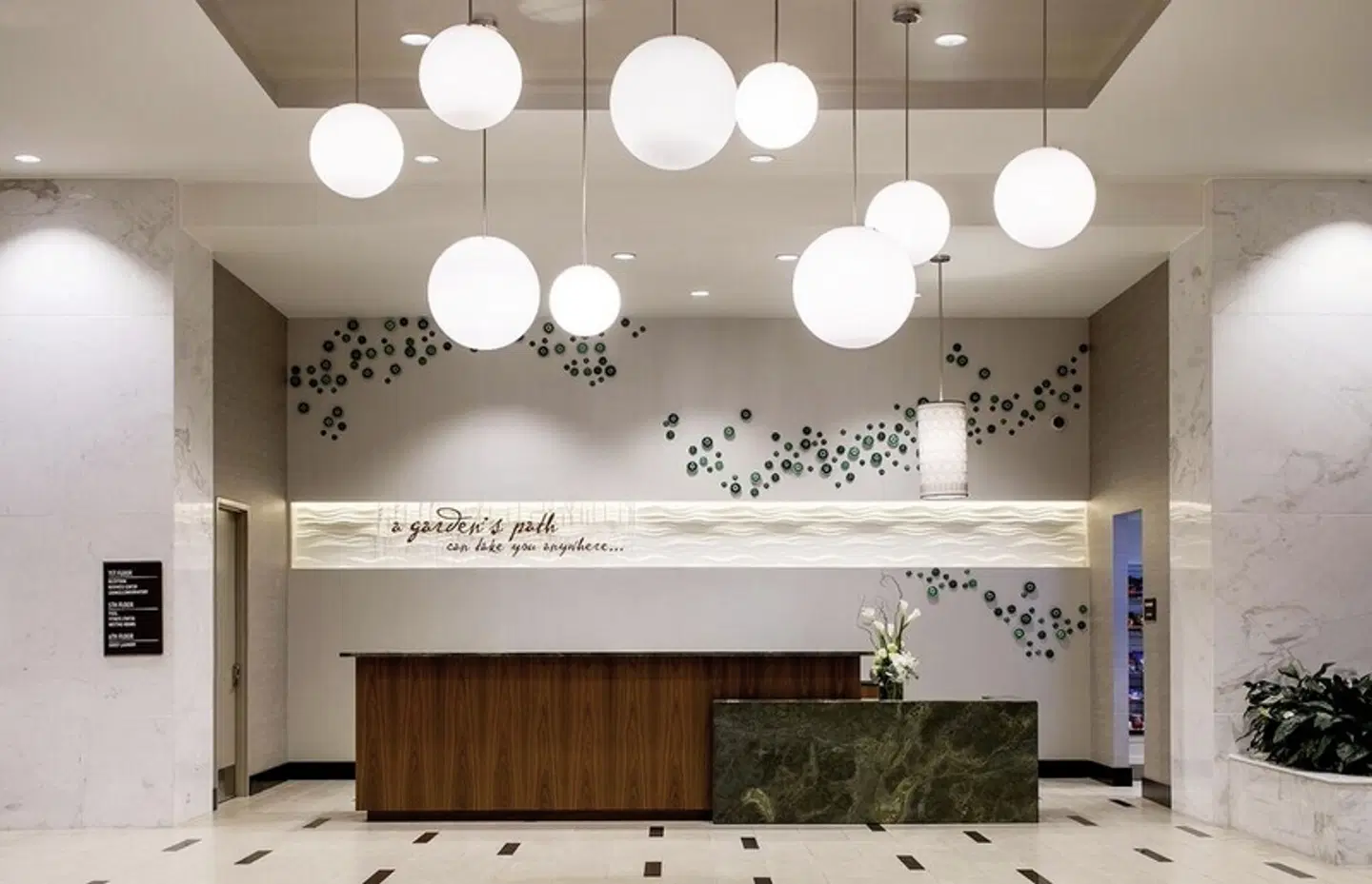 Hilton Garden Inn Downtown Dallas Badezimmer