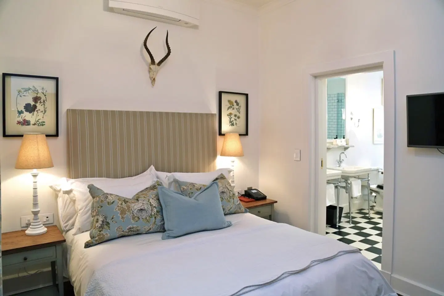 Drostdy Hotel ROOM_EXAMPLE