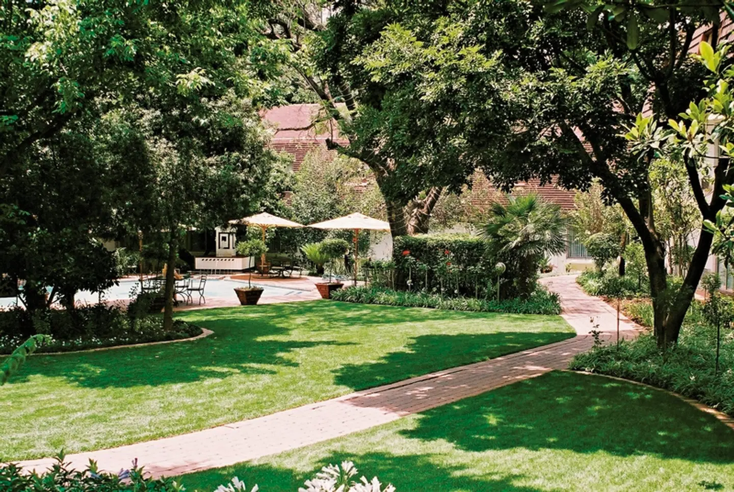 Protea Hotel Balalaika Sandton Garten