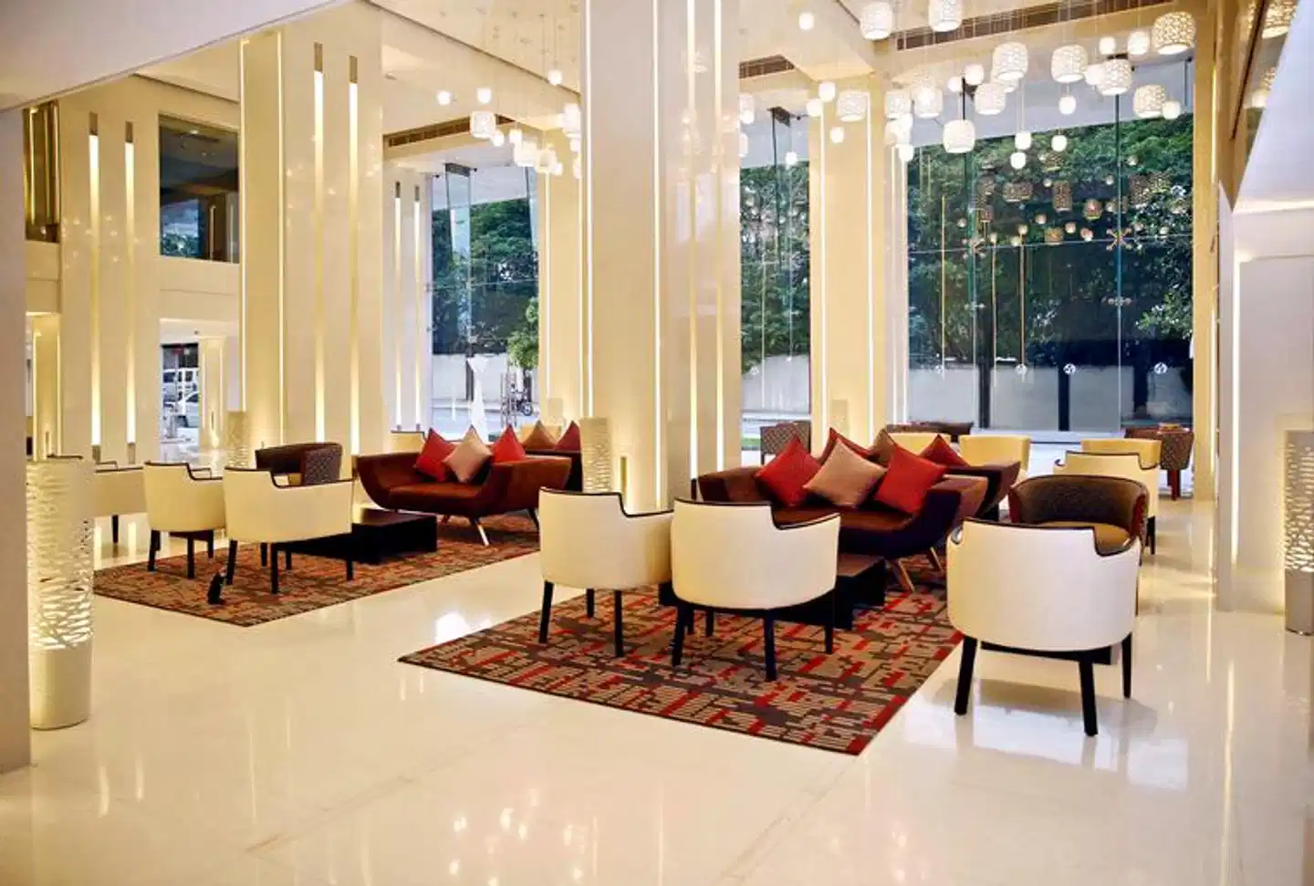 Ramada Colombo Lobby