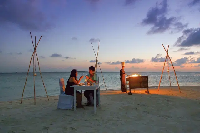 Sun Siyam Vilu Reef Maldives Strand