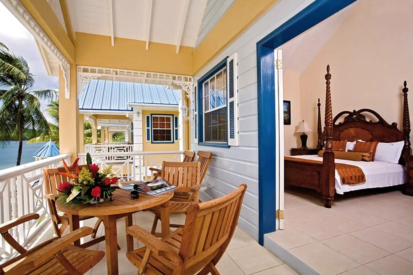 Villa Beach Cottages Lobby